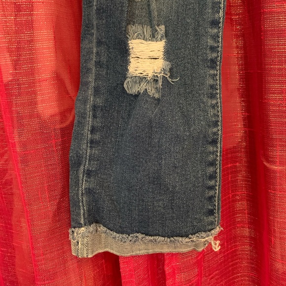 Capris - Picture 4 of 6